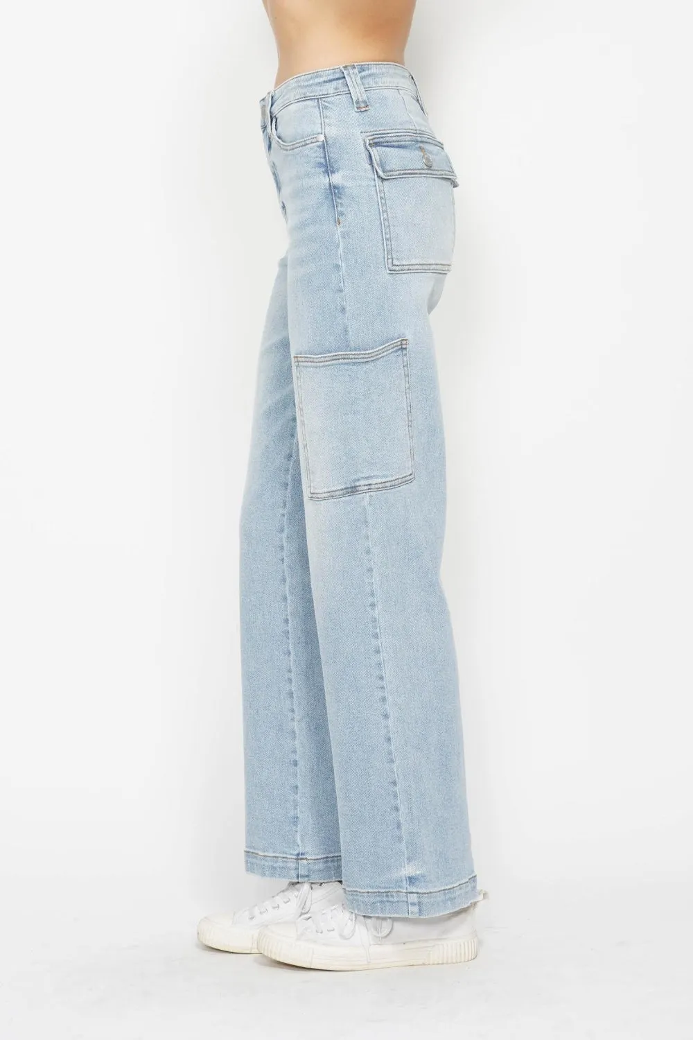 Judy Blue High Waist Straight Cargo Jeans in Light Wash