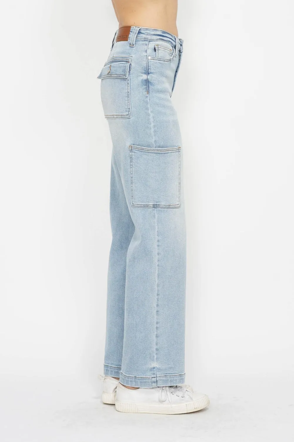 Judy Blue High Waist Straight Cargo Jeans in Light Wash